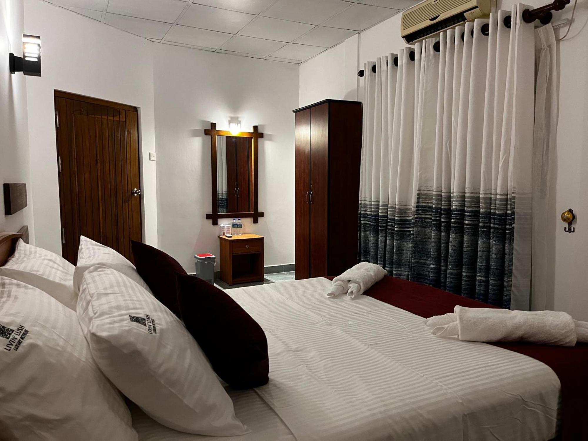 Livin Lush Luxury Retreat Hotel Anuradhapura Exterior photo