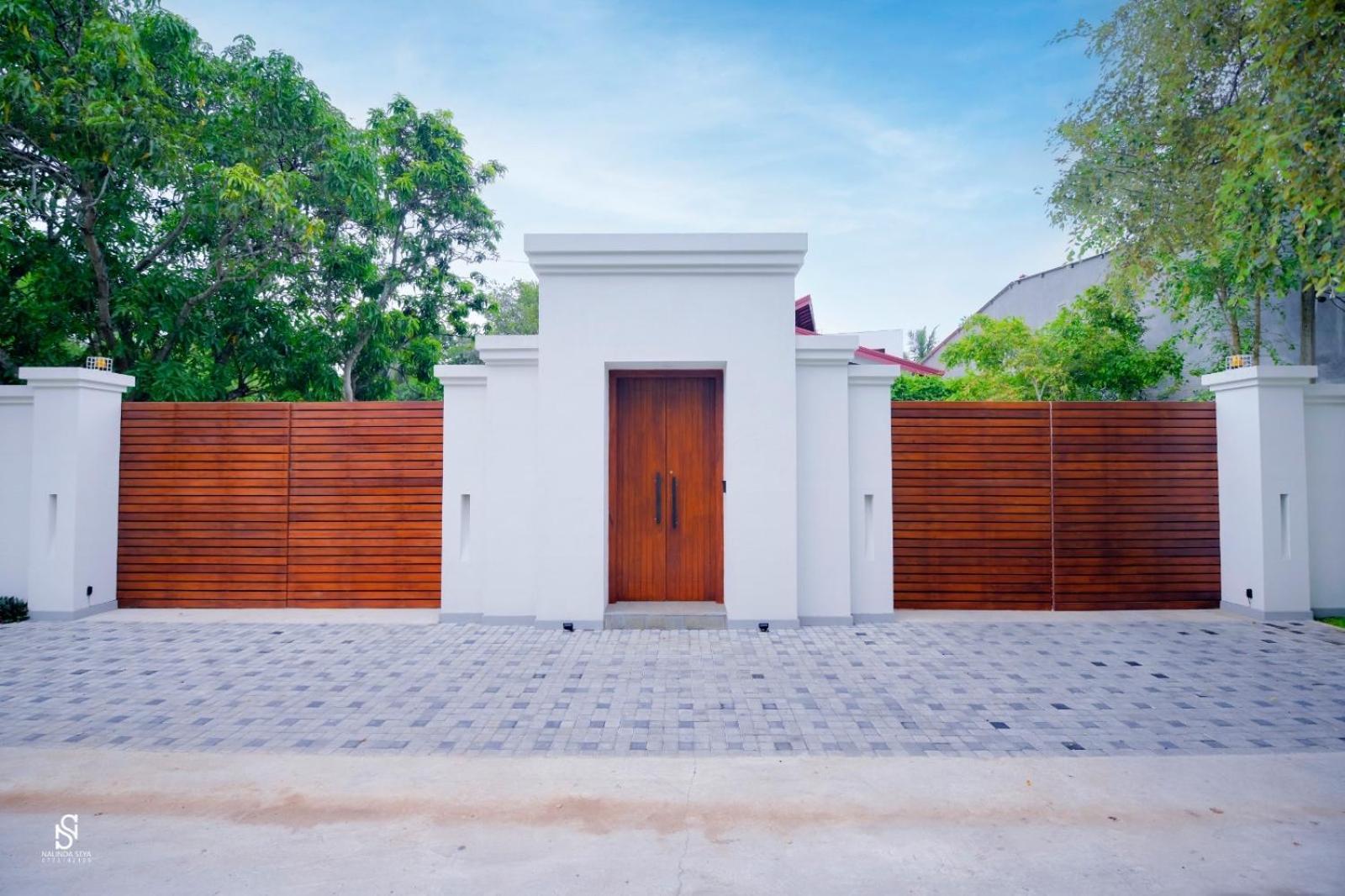 Livin Lush Luxury Retreat Hotel Anuradhapura Exterior photo